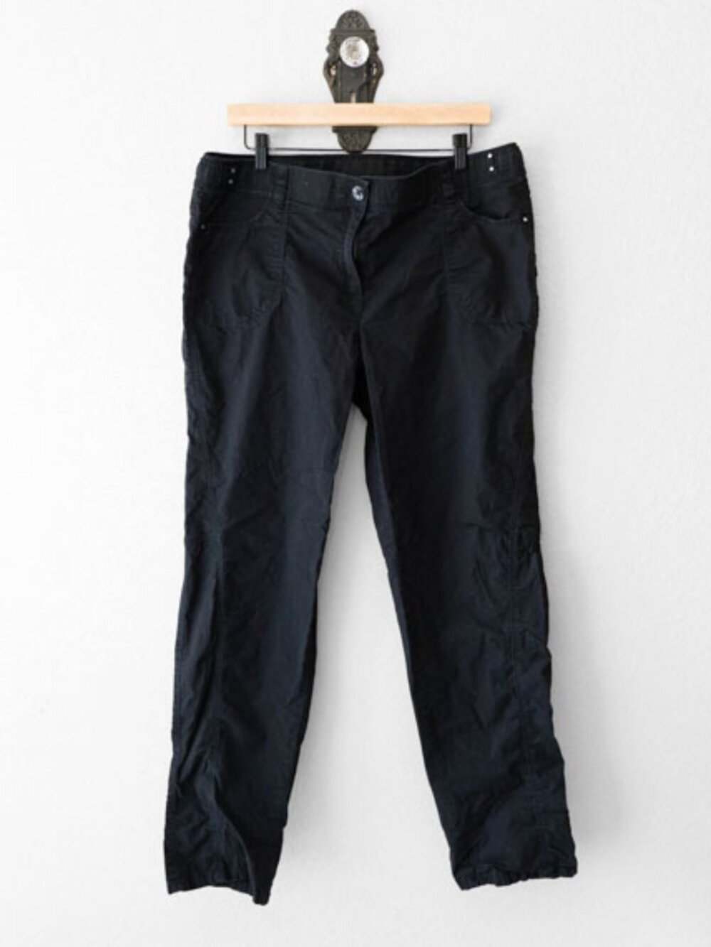 Chico’s Black Pants Straight Leg Stretch Casual Career Pants Size 2.5